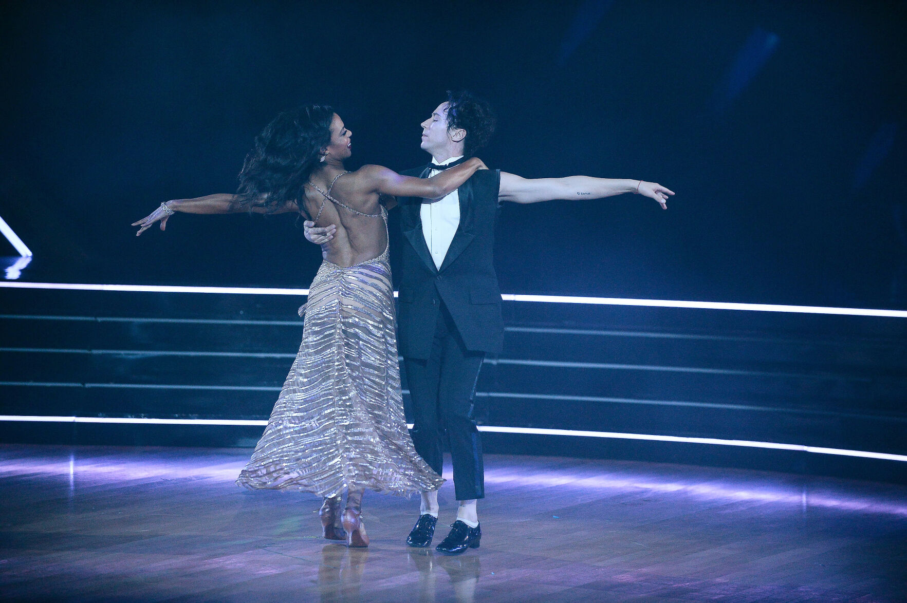 Johnny Weir fox trot DWTS 5